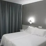 Hotel Ton 3*