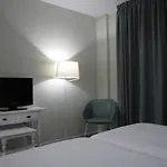 Ton Hotel 3*
