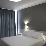 Ton Hotel 3*