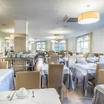 Ton Hotel