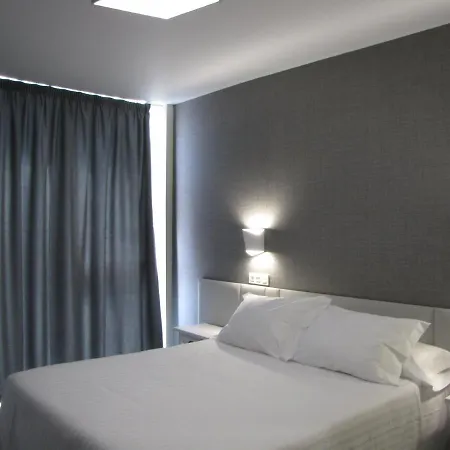 Ton Hotel 3*