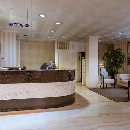 Ton Hotel 3*