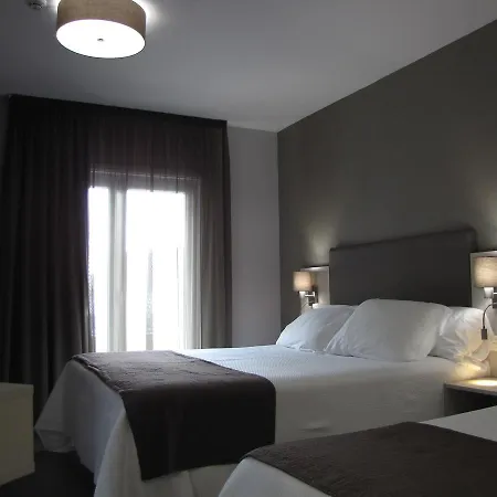Hotel Ton 3*